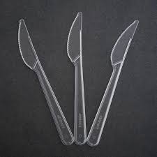 Plastic Knifes 250's CLEAR
